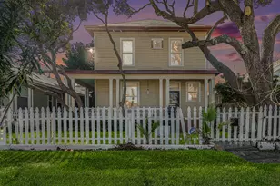 3111 Avenue R, Galveston, TX 77550 - Photo 1