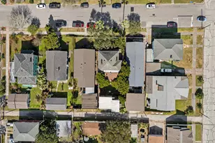 3111 Avenue R, Galveston, TX 77550 - Photo 37