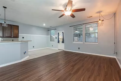 336 Capella Oaks Lane, Dickinson, TX 77539 - Photo 7