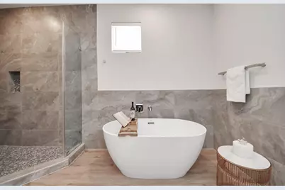 1049 Glen Avenue, Houston, TX 77088 - Photo 17