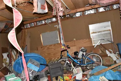 315 N Avenue D, Waelder, TX 78959 - Photo 33