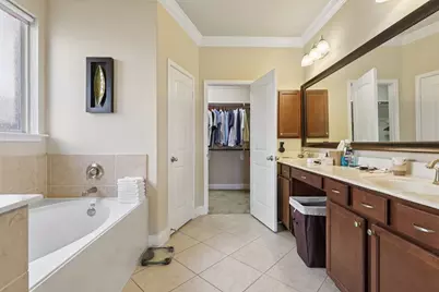 2710 Camden Hill Lane, Pearland, TX 77089 - Photo 21