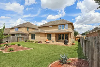 2710 Camden Hill Lane, Pearland, TX 77089 - Photo 37