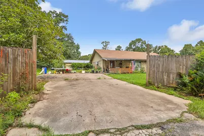 157 County Road 3252, Cleveland, TX 77327 - Photo 1