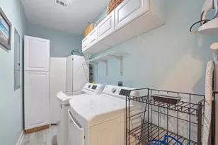 858 E Rd, Crystal Beach, TX 77650 - Photo 43