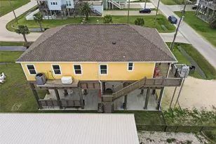 858 S East Rd, Crystal Beach, TX 77650 - Photo 45