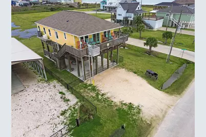 858 East Road, Crystal Beach, TX 77650 - Photo 9