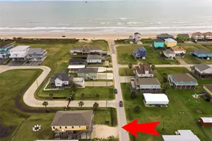 858 E Rd, Crystal Beach, TX 77650 - Photo 5
