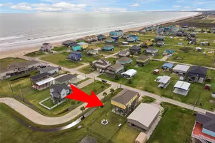 858 S East Rd, Crystal Beach, TX 77650 - Photo 1