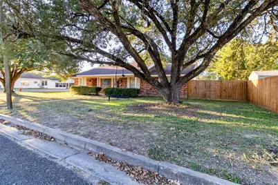 1205 Felder Street, Navasota, TX 77868 - Photo 3