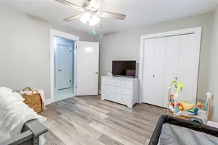 1205 Felder St, Navasota, TX 77868 - Photo 13