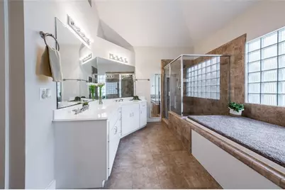 3027 Buttercup Street, Houston, TX 77063 - Photo 17