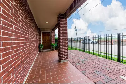 3027 Buttercup Street, Houston, TX 77063 - Photo 15