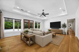 11527 N Lou Al Dr, Houston, TX 77024 - Photo 27