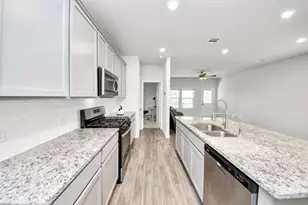 68 Valiant Ridge Trail, Magnolia, TX 77354 - Photo 13