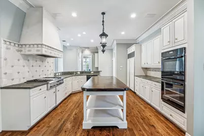 1 Exbury Way, Houston, TX 77056 - Photo 13