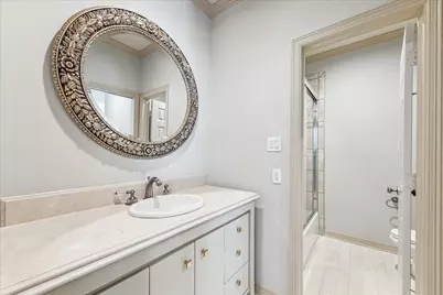 1 Exbury Way, Houston, TX 77056 - Photo 27