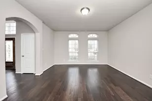 4002 Broadmoor Dr, Mont Belvieu, TX 77523 - Photo 5