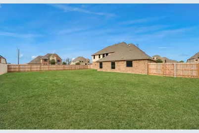 4002 Broadmoor Drive, Mont Belvieu, TX 77523 - Photo 45