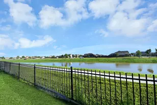 25118 Squire Knoll St, Katy, TX 77493 - Photo 5