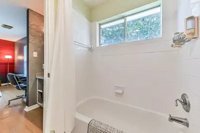 102 Del Mar Street, Kemah, TX 77565 - Photo 25