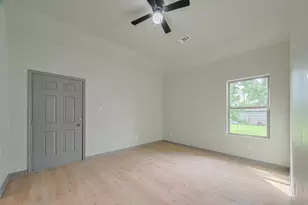 1909 Oregon St, Baytown, TX 77520 - Photo 27