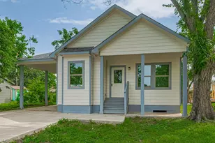 1909 Oregon St, Baytown, TX 77520 - Photo 3