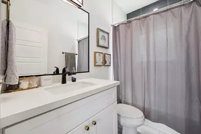 5021 Creekmont Drive, Houston, TX 77091 - Photo 15