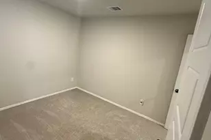 1225 Lancer Leap Dr, Alvin, TX 77511 - Photo 5