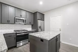 59 N Avonlea Circle N, The Woodlands, TX 77382 - Photo 13