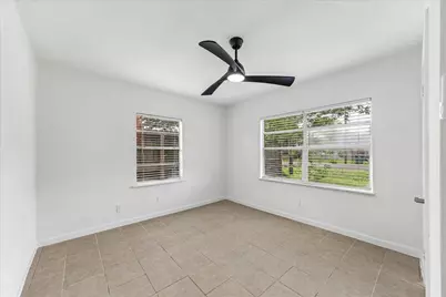 9713 Richcroft Street, Houston, TX 77029 - Photo 9