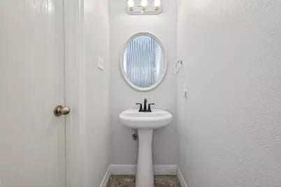 155 Horn Court, Baytown, TX 77523 - Photo 19