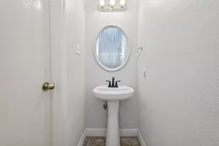 155 Horn Ct, Baytown, TX 77523 - Photo 19