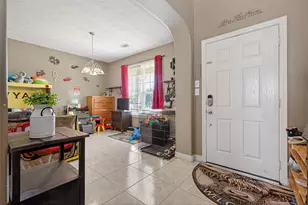 155 Horn Ct, Baytown, TX 77523 - Photo 5