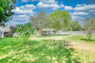 607 Rosewood Dr, Victoria, TX 77901 - Photo 31
