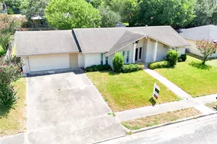 607 Rosewood Dr, Victoria, TX 77901 - Photo 45