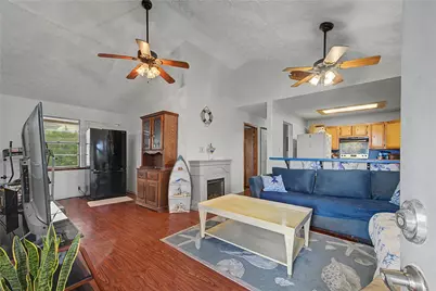 1019 Sunset Drive, Dickinson, TX 77539 - Photo 7