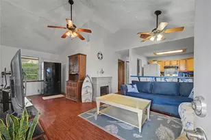 1019 Sunset Dr, Dickinson, TX 77539 - Photo 7