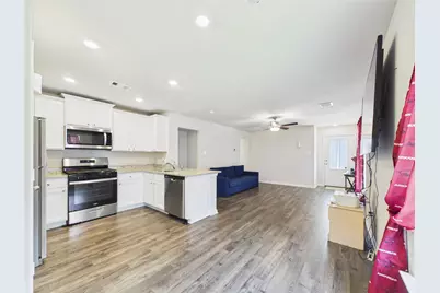 6403 Winter Elm Street, Houston, TX 77048 - Photo 15