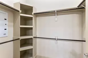 1755 Crescent Plaza Dr, Houston, TX 77077 - Photo 9