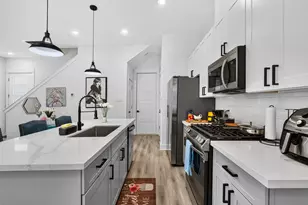 778 W Tidwell Rd, Houston, TX 77091 - Photo 9