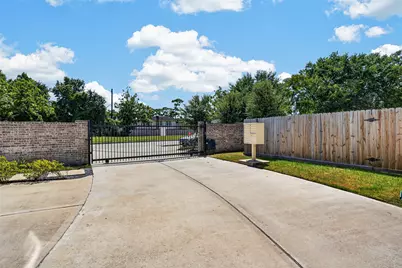 778 W Tidwell Road #C, Houston, TX 77091 - Photo 37