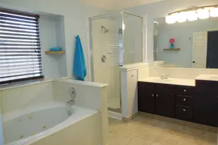 10523 N Newpark Dr, Houston, TX 77041 - Photo 11