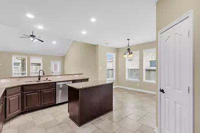 25314 Pineglen Terrace Drive, Spring, TX 77389 - Photo 9