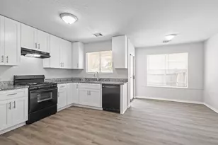 16107 Catbird Ct, Humble, TX 77396 - Photo 5