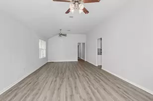 16107 Catbird Ct, Humble, TX 77396 - Photo 3