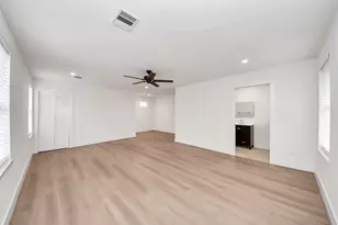 9261 Autauga St, Houston, TX 77080 - Photo 25