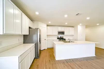 5227 Sunvalley Bend Drive, Katy, TX 77493 - Photo 11