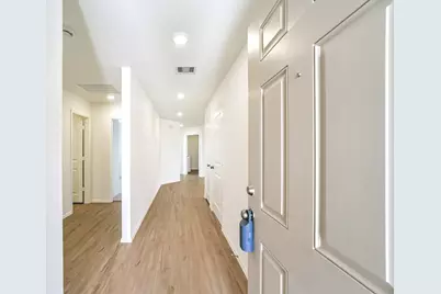 5227 Sunvalley Bend Drive, Katy, TX 77493 - Photo 5