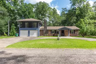 302 Oak Ln, Village Mills, TX 77663 - Photo 1